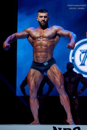 CLASSIC PHYSIQUE 178
